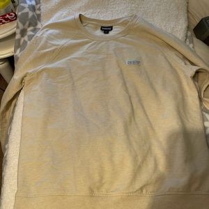 patagonia pull over men/women size L